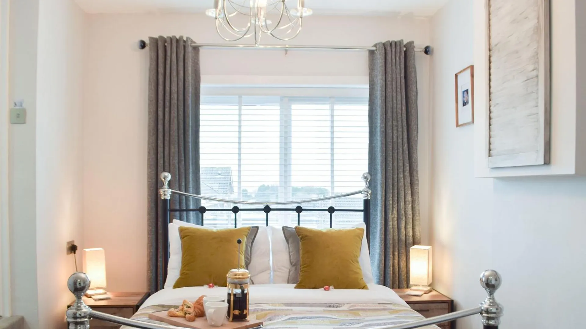 Ravens Walk Apartment Oystermouth